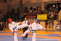 Zdjęcie podczas walki dwóch zawodniczek turnieju