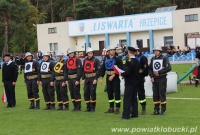 Zdjęcie grupowe zawodników przygotowujących się przed kolejną konkurencj