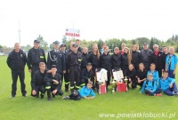 Pamiątkowe zdjęcie straży i wszystkich uczestników